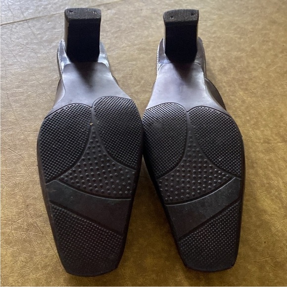 Women's Melly’s Heel Slip on Mules Shoes Brown Leather 2 “ Block Kitten Heels 8 - Picture 6 of 9